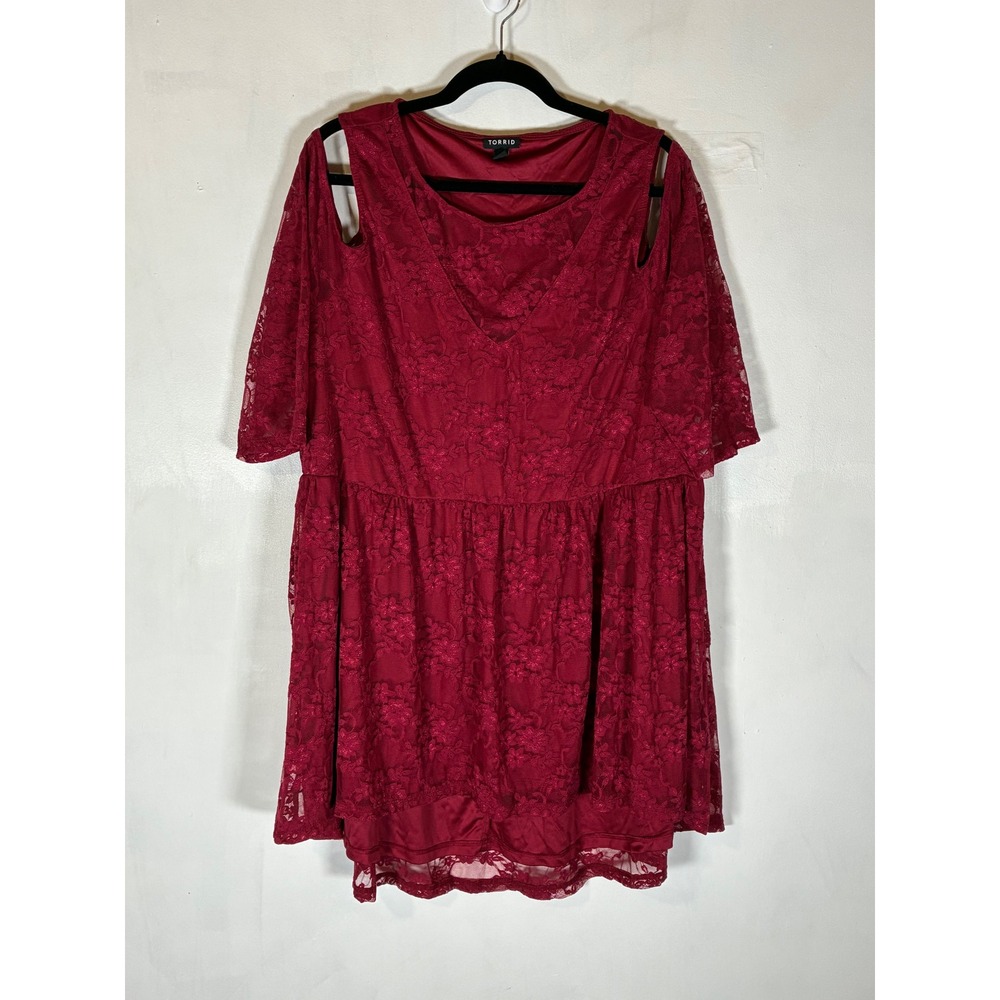 Torrid Dress Womens 2 2X Red Lace Cold Shoulder Babydoll Mini Holiday V Neck